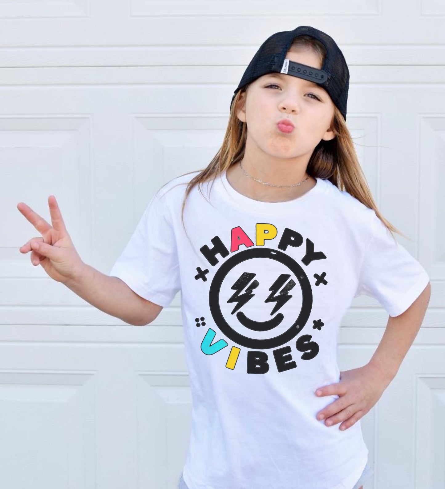 HAPPY VIBES