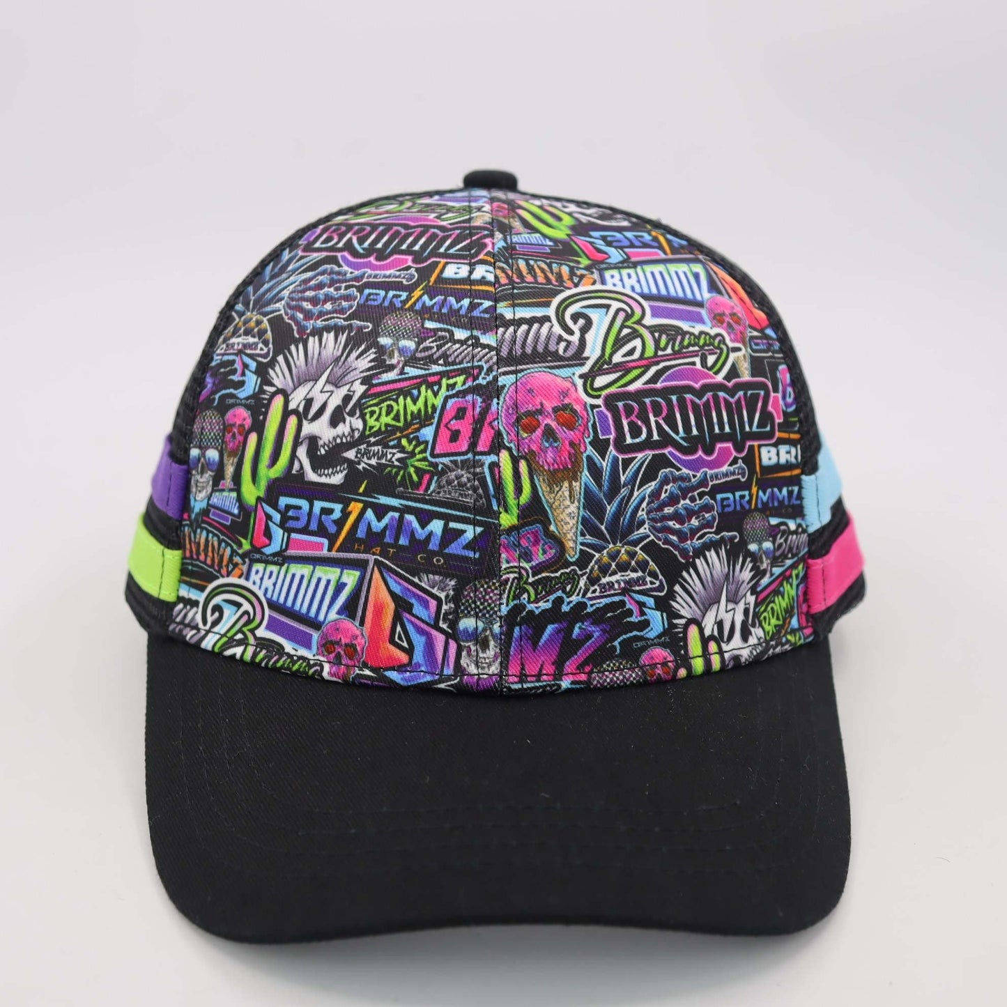 LOGO CURVE TRUCKER NO STRIPES