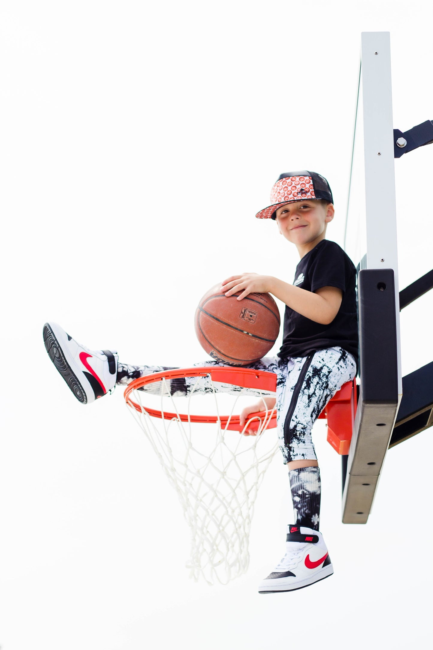BASKETBALL TRUCKER