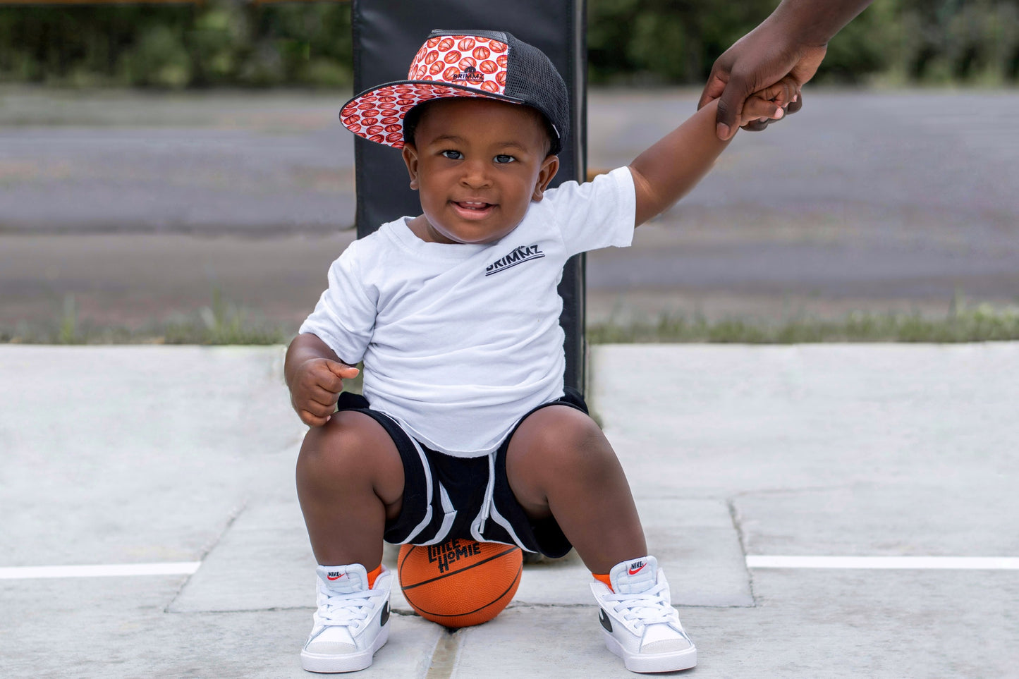 BASKETBALL TRUCKER